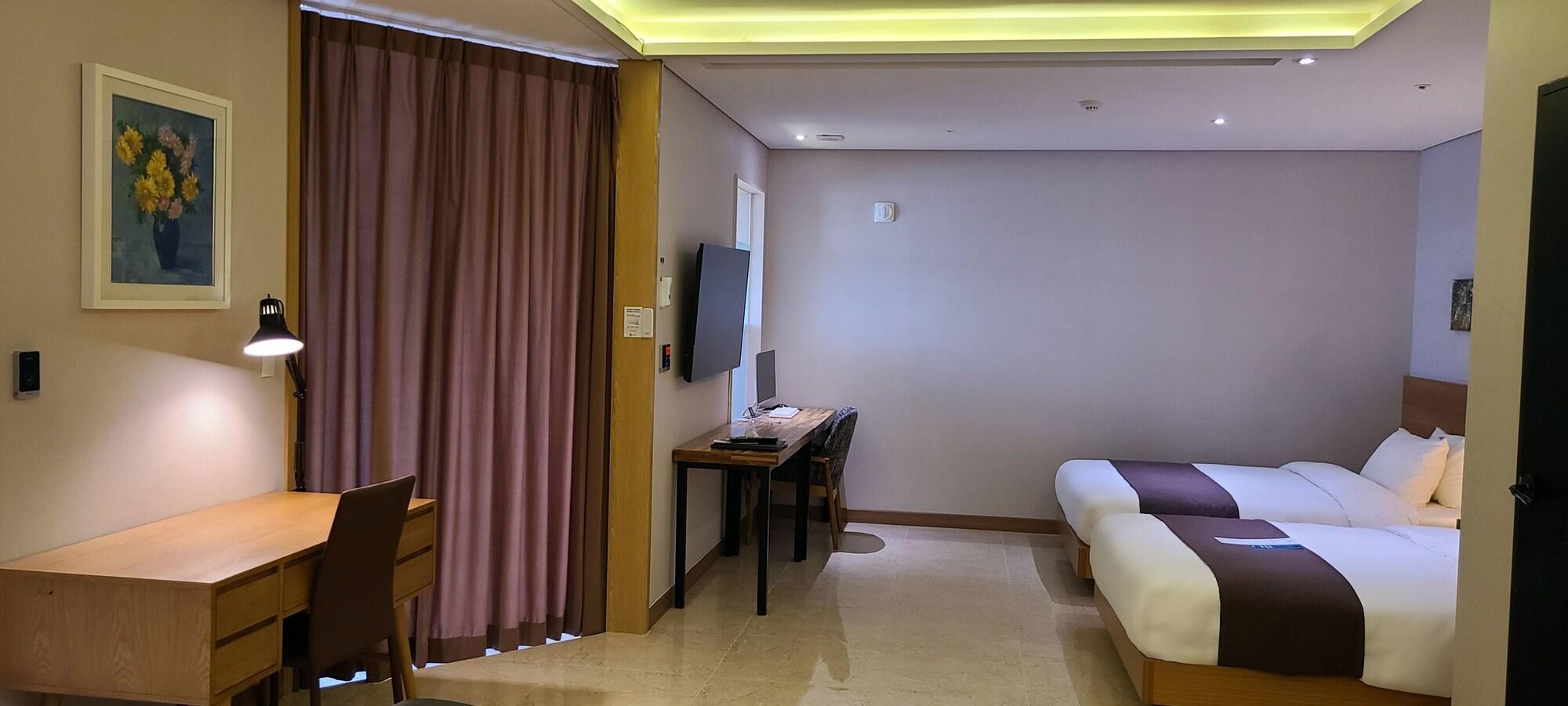 Benikea Hotel Yangsan Экстерьер фото
