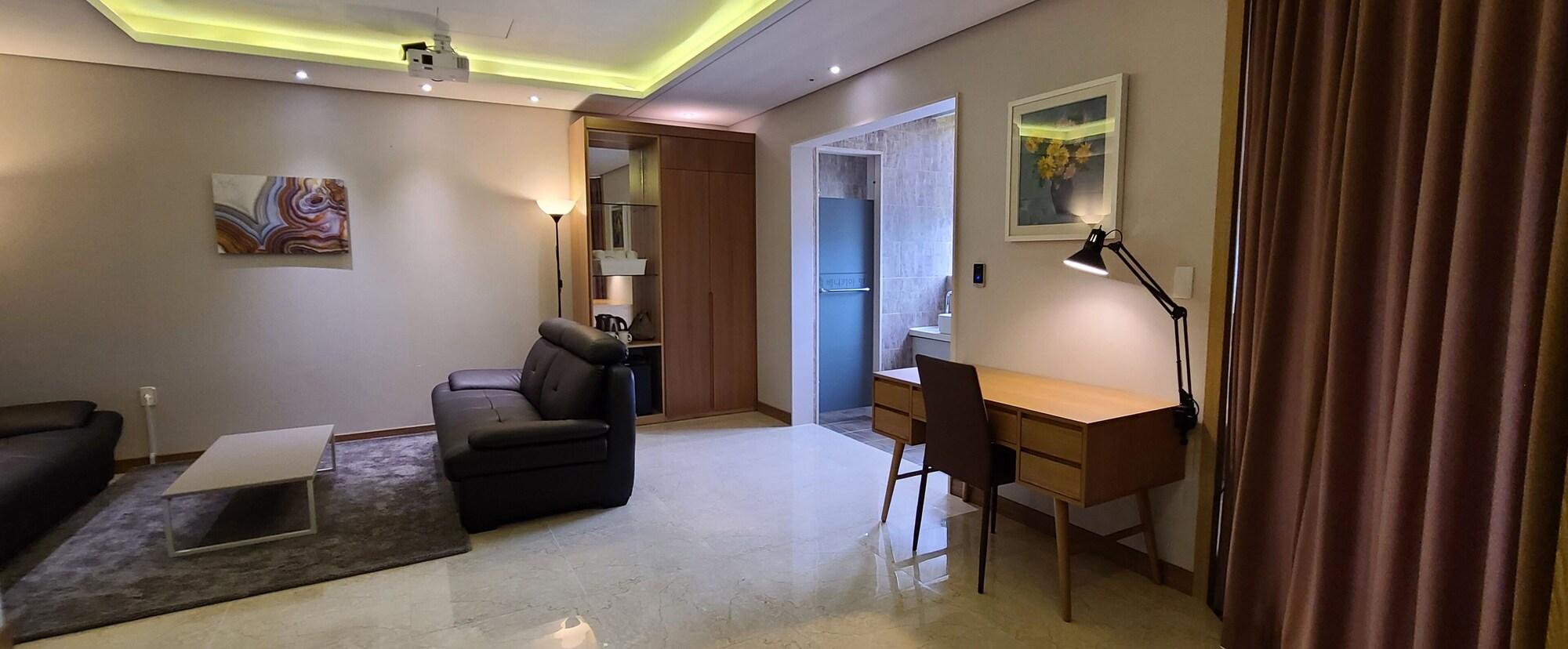 Benikea Hotel Yangsan Экстерьер фото