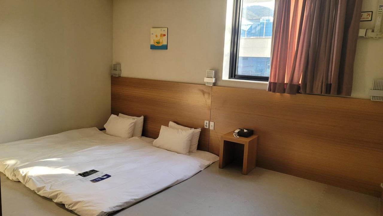 Benikea Hotel Yangsan Экстерьер фото