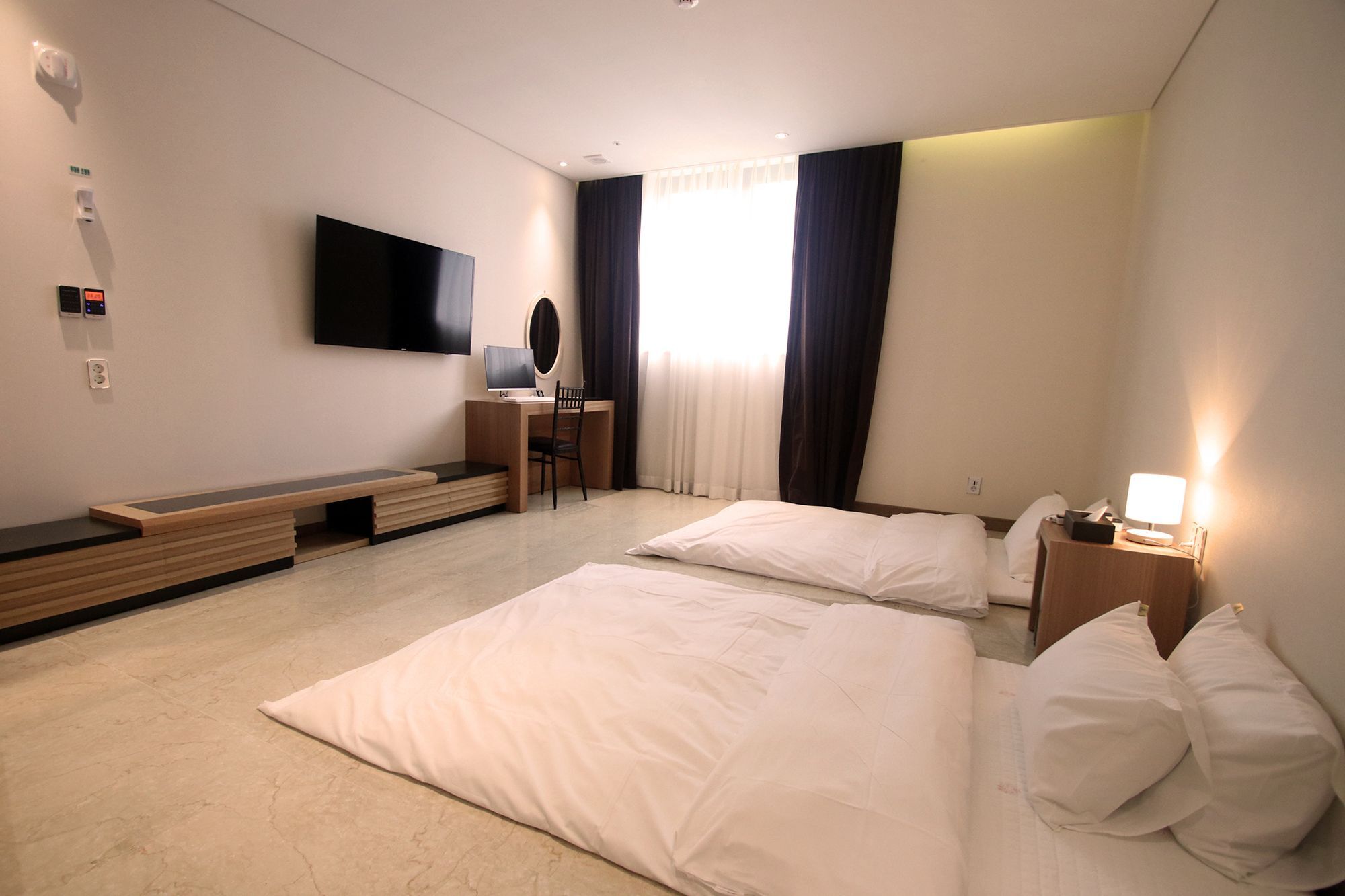 Benikea Hotel Yangsan Экстерьер фото