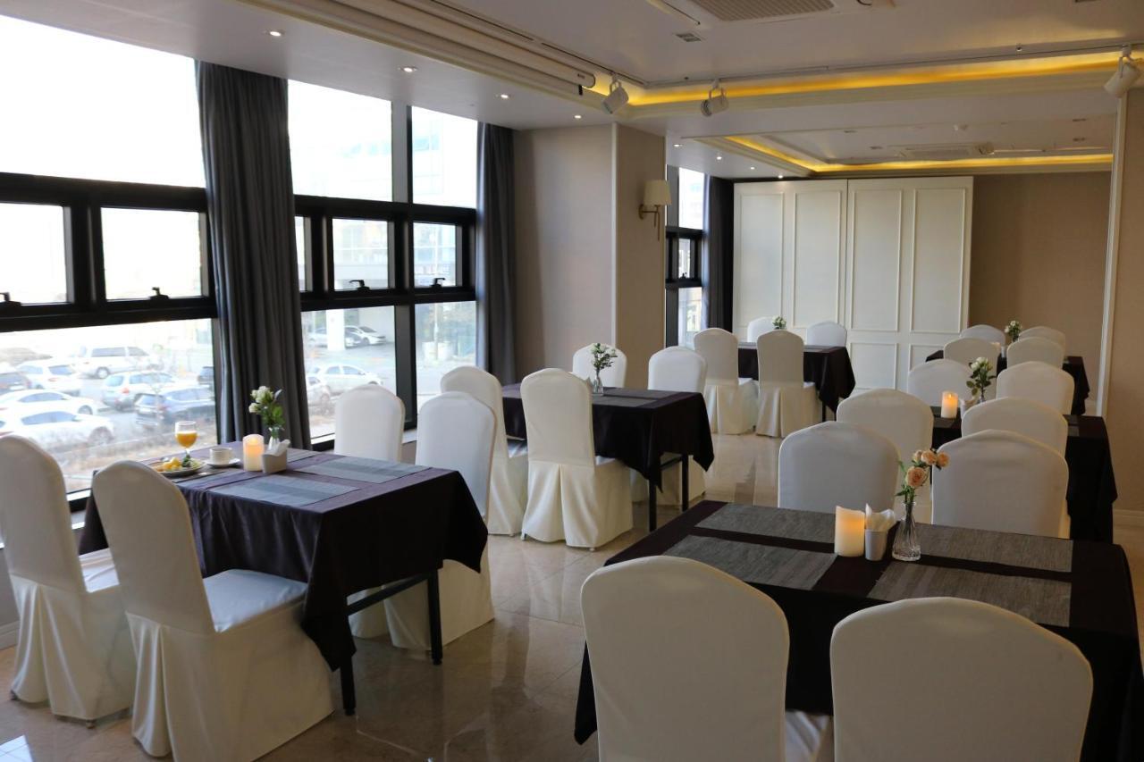 Benikea Hotel Yangsan Экстерьер фото